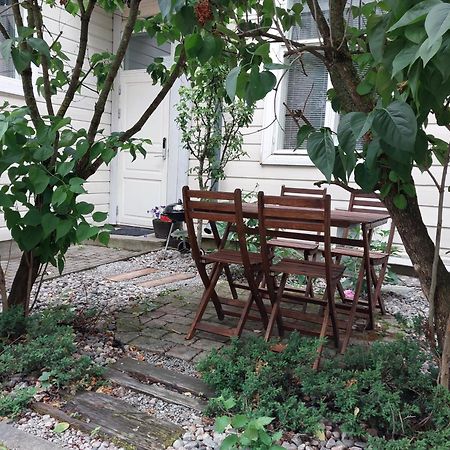 Remontoitu Asunto Vanhassa Talossa - Renovated Apartment At The Heart Of Turku Luaran gambar