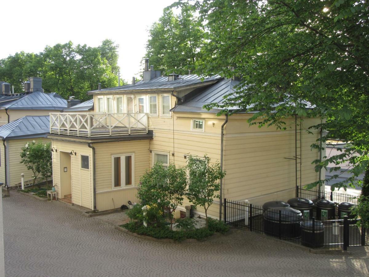 Remontoitu Asunto Vanhassa Talossa - Renovated Apartment At The Heart Of Turku Luaran gambar